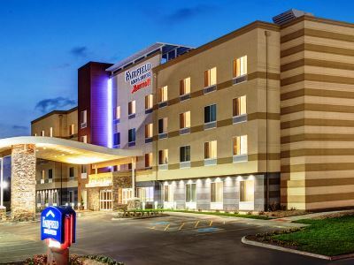 Fairfield Inn & Suites By Marriott Bakersfield North/Airport Экстерьер фото